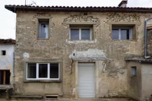 Picture of listing #326249937. House for sale in Sauzé-Vaussais