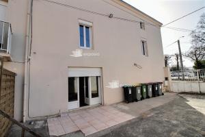 Picture of listing #326254707. Appartment for sale in Niort