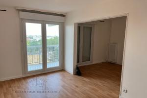 Picture of listing #326297575. Appartment for sale in Vaulx-en-Velin
