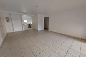 Thumbnail of property #326324360. Click for details