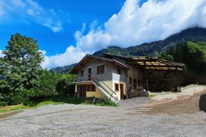 Photo de l'annonce nº 326333956. Bâtiment à vendre sur Chamonix-Mont-Blanc
