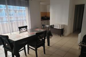 Picture of listing #326405613. Appartment for sale in Marseille