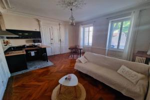 Picture of listing #326409157. Appartment for sale in Beaune