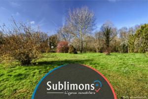 Picture of listing #326424039. Land for sale in Vannes