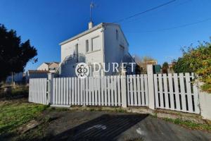 Picture of listing #326457624. House for sale in Saint-Gilles-Croix-de-Vie