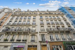 Picture of listing #326488020. Appartment for sale in Paris