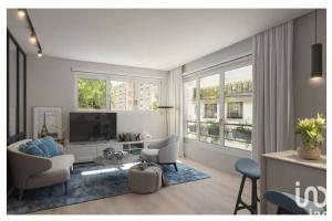 Picture of listing #326605161. Appartment for sale in Paris