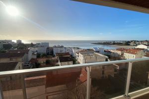 Picture of listing #326638665. Appartment for sale in Royan
