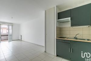 Picture of listing #326744102. Appartment for sale in Rosny-sous-Bois