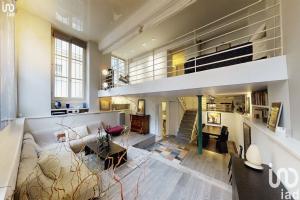 Picture of listing #326745685. Appartment for sale in Paris