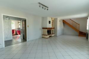 Thumbnail of property #326749016. Click for details
