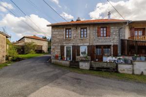 Picture of listing #326768892. House for sale in Saint-Nicolas-des-Biefs