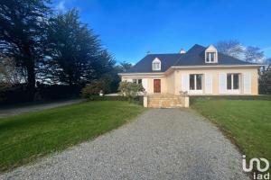 Picture of listing #326789467. House for sale in Les Sorinières