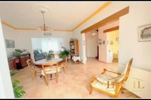 Thumbnail of property #326797081. Click for details