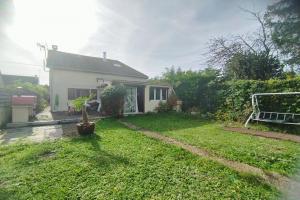Picture of listing #326835964. House for sale in Rosny-sur-Seine