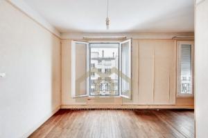 Picture of listing #326879275. Appartment for sale in Paris