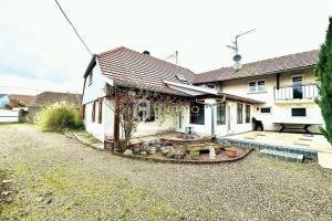 Picture of listing #326891715. House for sale in Dessenheim