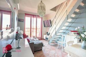Picture of listing #326961767. Appartment for sale in Marseille