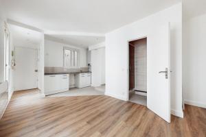 Picture of listing #326981358. Appartment for sale in Paris