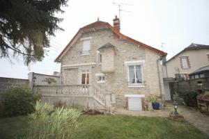 Picture of listing #326982620. House for sale in Rennes
