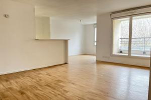 Picture of listing #327004639. Appartment for sale in Saint-Denis