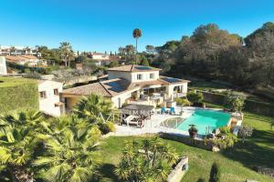 Picture of listing #327009749. House for sale in Mougins