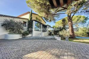 Picture of listing #327026393. House for sale in Antibes