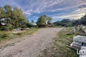 Picture of listing #327051698. Land for sale in Aramon