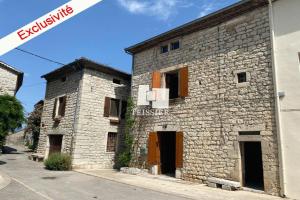 Photo de l'annonce nº 327115057. Maison à vendre sur Berrias-et-Casteljau