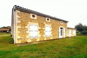 Picture of listing #327125030. House for sale in Cissac-Médoc