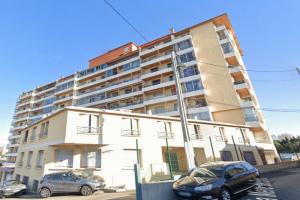 Picture of listing #327125064.  for sale in Marseille