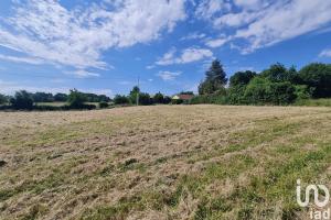 Picture of listing #327126045. Land for sale in Villecomtal-sur-Arros