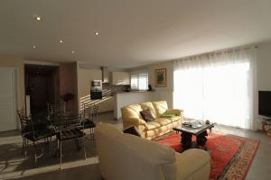 Picture of listing #327143332. Appartment for sale in Isneauville
