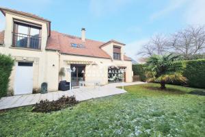 Picture of listing #327150582. House for sale in Saintry-sur-Seine
