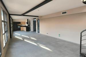 Thumbnail of property #327155322. Click for details