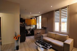Picture of listing #327172448. Appartment for sale in Le Vésinet