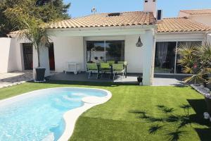 Picture of listing #327200296. House for sale in Agde