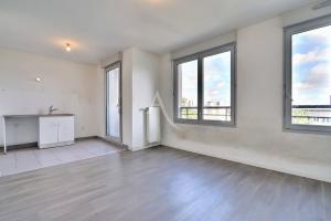 Picture of listing #327207218. Appartment for sale in Aubervilliers
