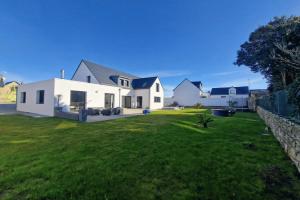 Picture of listing #327221027. House for sale in Quiberon