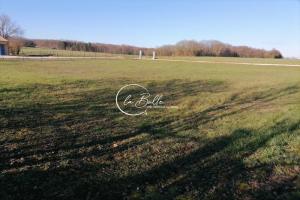 Picture of listing #327227962. Land for sale in Courcôme