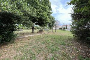 Thumbnail of property #327253598. Click for details