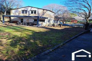 Thumbnail of property #327279548. Click for details