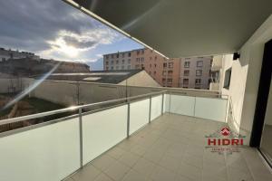 Picture of listing #327300816. Appartment for sale in Grenoble