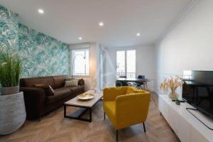 Picture of listing #327302556. Appartment for sale in Royan