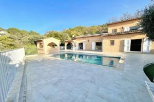 Picture of listing #327303357. House for sale in Grasse