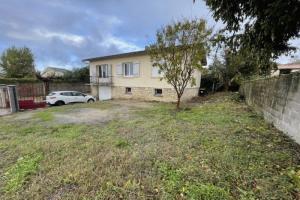 Thumbnail of property #327304596. Click for details