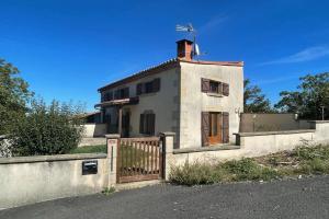 Picture of listing #327308959. House for sale in Saint-Julien-de-Coppel