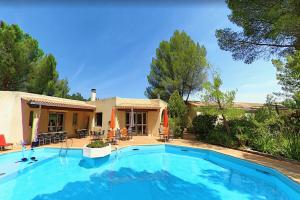 Picture of listing #327313630. House for sale in Salon-de-Provence