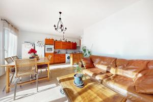 Picture of listing #327320479. Appartment for sale in Marseille