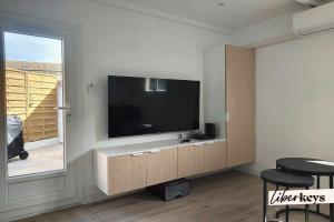 Picture of listing #327320489. Appartment for sale in Tarascon